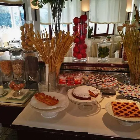 Nuovo Hotel