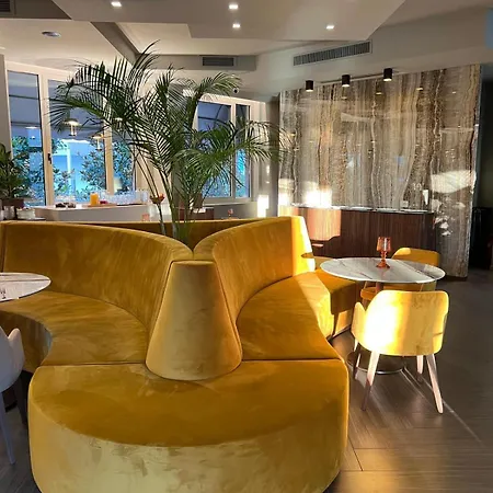 Nuovo Hotel